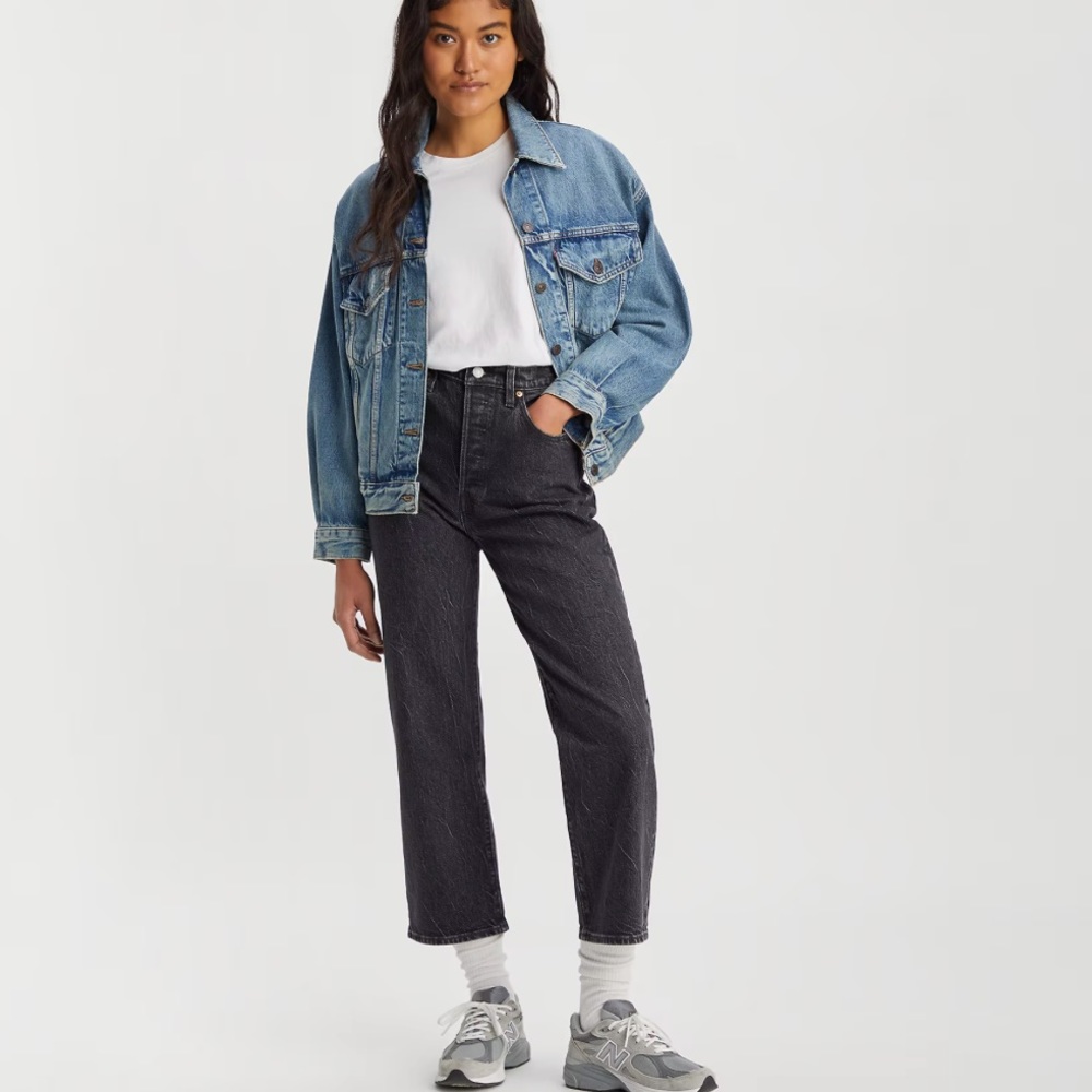 Levi’s Ribcage Ankle Straight Jeans